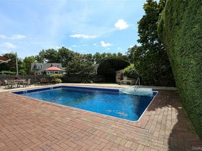 22 Colonial Drive, Farmingdale NY 11735