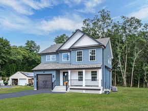 37 Lakeview Drive, Middle Island NY 11953