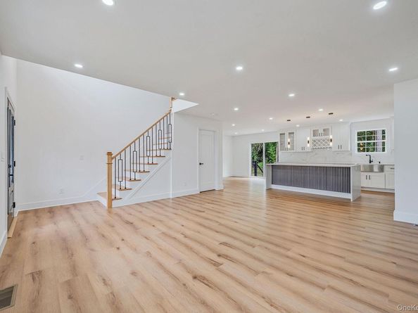 37 Lakeview Drive, Middle Island NY 11953