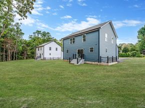 37 Lakeview Drive, Middle Island NY 11953