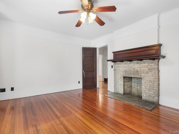 230 Van Cortlandt Park Avenue, Yonkers NY 10705