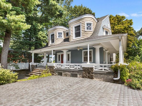 230 Van Cortlandt Park Avenue, Yonkers NY 10705