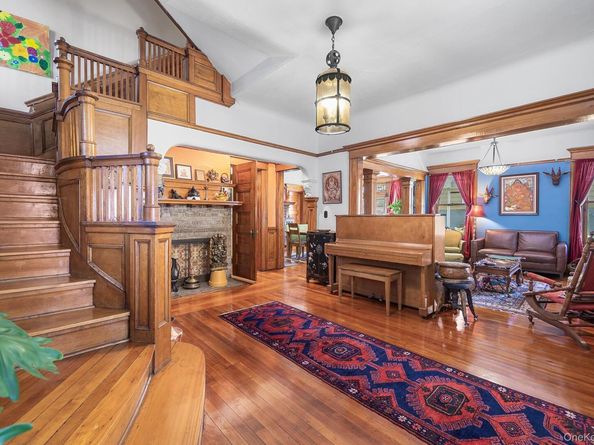 230 Van Cortlandt Park Avenue, Yonkers NY 10705