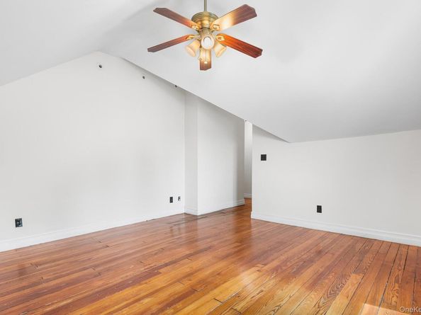 230 Van Cortlandt Park Avenue, Yonkers NY 10705
