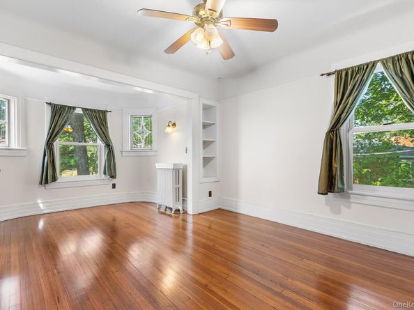 230 Van Cortlandt Park Avenue, Yonkers NY 10705