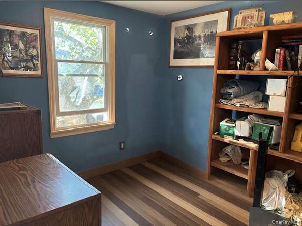 1529 Carl Avenue, Holbrook NY 11741
