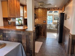 1529 Carl Avenue, Holbrook NY 11741