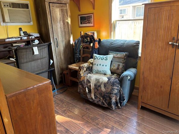 1529 Carl Avenue, Holbrook NY 11741