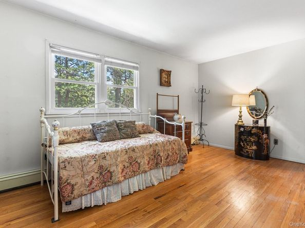 2 Rockledge Road, Bronxville NY 10708