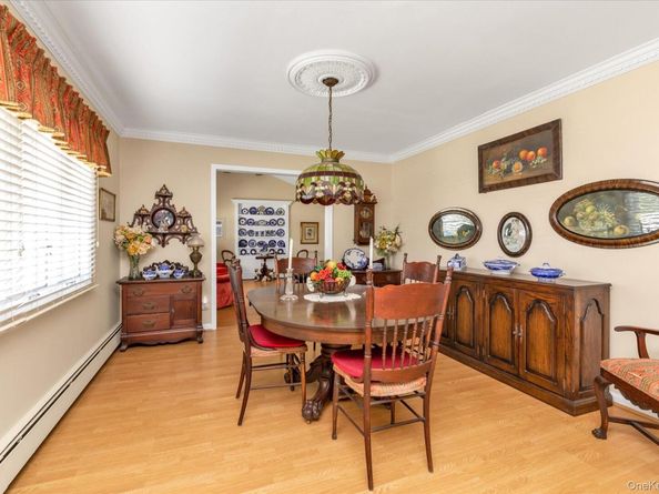 49 Princeton Place, Merrick NY 11566