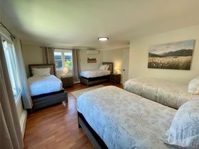 32 Beechwood Street, Farmingdale NY 11735