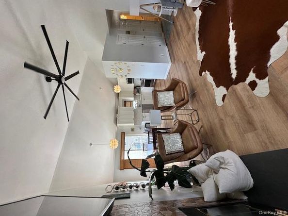 7 Corwin Lane, Hampton Bays NY 11946
