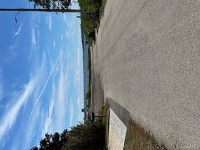 7 Corwin Lane, Hampton Bays NY 11946