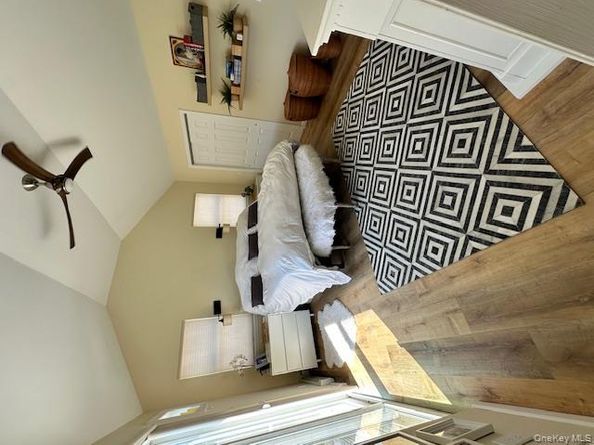 7 Corwin Lane, Hampton Bays NY 11946