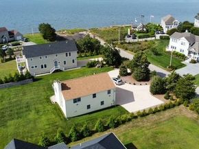 7 Corwin Lane, Hampton Bays NY 11946
