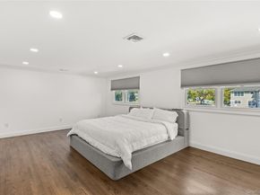 173 Tahlulah Lane, West Islip NY 11795