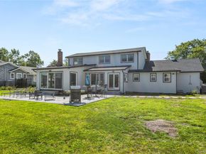173 Tahlulah Lane, West Islip NY 11795