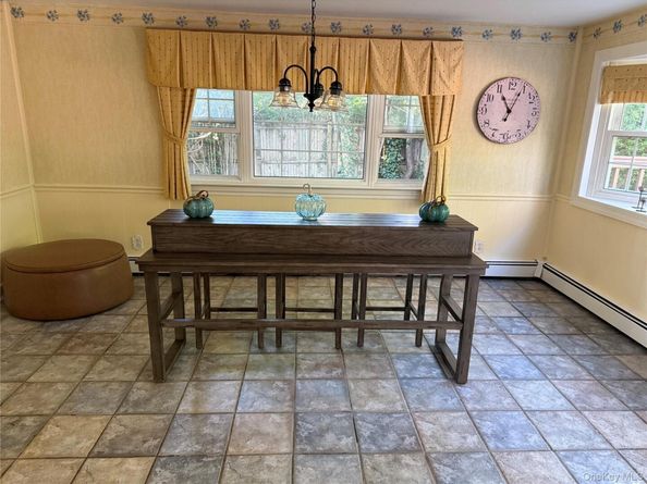 74 Tuscarora Drive, Centerport NY 11721