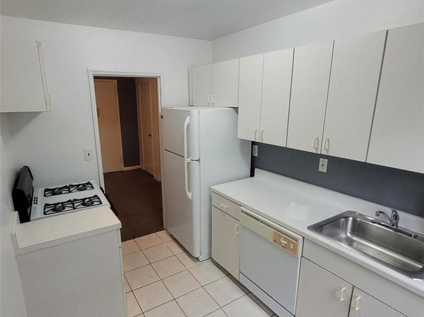 5 Sadore Lane 3S, Yonkers NY 10710