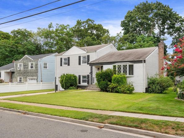 36 Gusto Lane, Roosevelt NY 11575