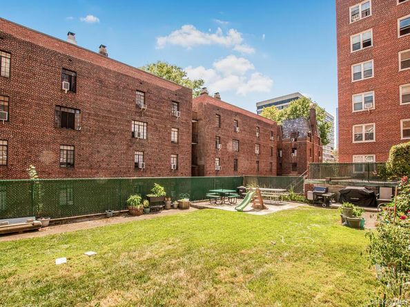 10 Lake Street 2F, White Plains NY 10603
