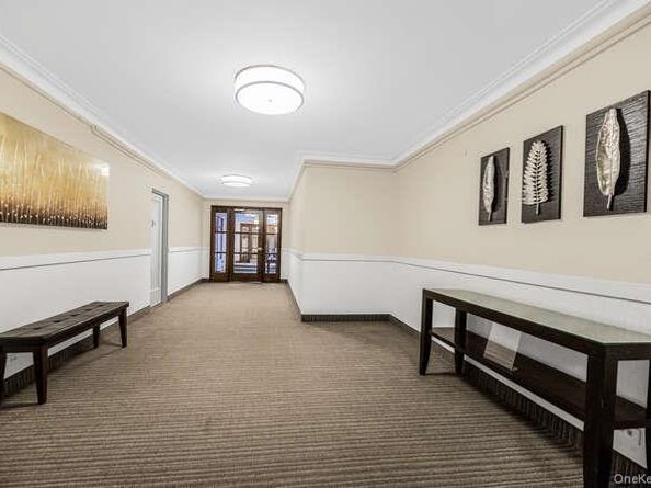 235 Garth Road E5I, Scarsdale NY 10583