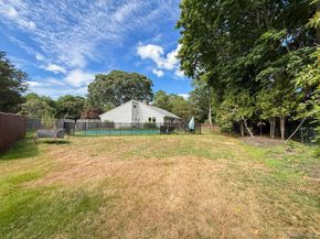 6 Wintergreen Lane, Westhampton NY 11977