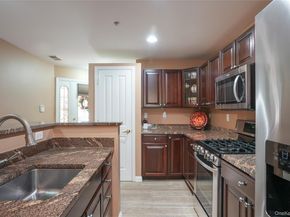 414 Northview Court, Peekskill NY 10566