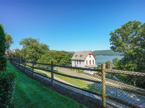 414 Northview Court, Peekskill NY 10566