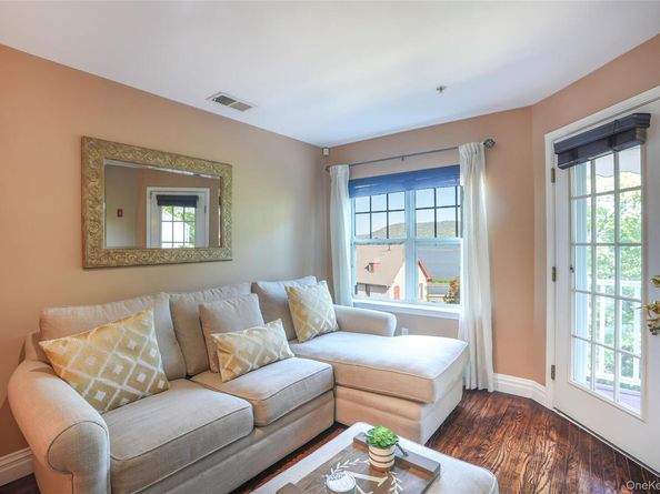 414 Northview Court, Peekskill NY 10566