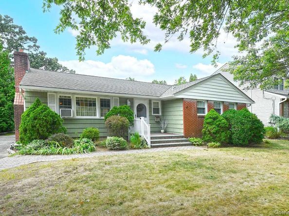 1914 Bergen Street, Bellmore NY 11710