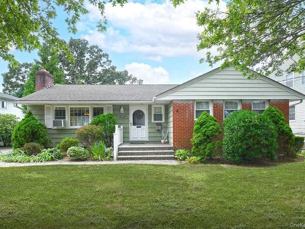 1914 Bergen Street, Bellmore NY 11710