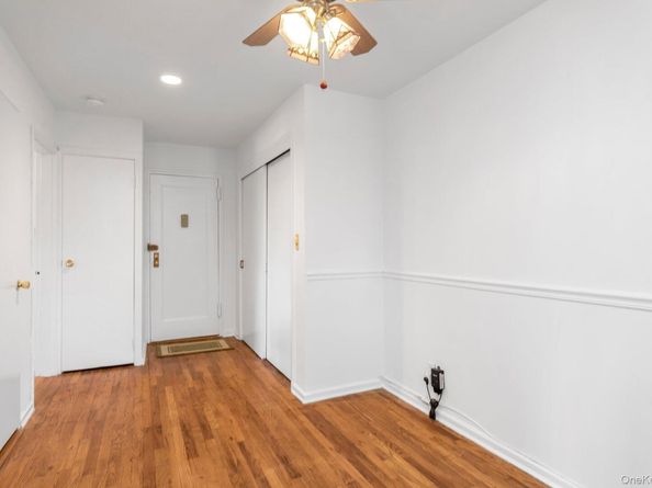1197 E broadway K24, Hewlett NY 11557