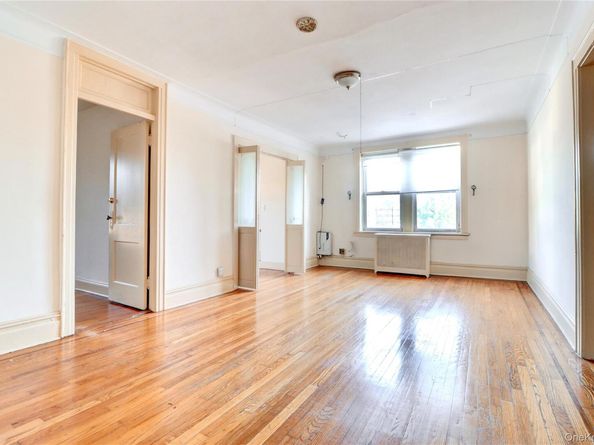 8801 107th Street, Woodhaven NY 11418