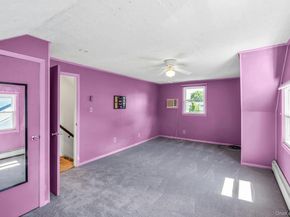 7 Tanager Lane, Levittown NY 11756