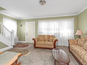 47 Harding Place, Freeport NY 11520
