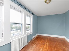 47 Harding Place, Freeport NY 11520