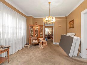 47 Harding Place, Freeport NY 11520