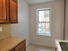 30-47 Hobart Street 5K, Woodside NY 11377