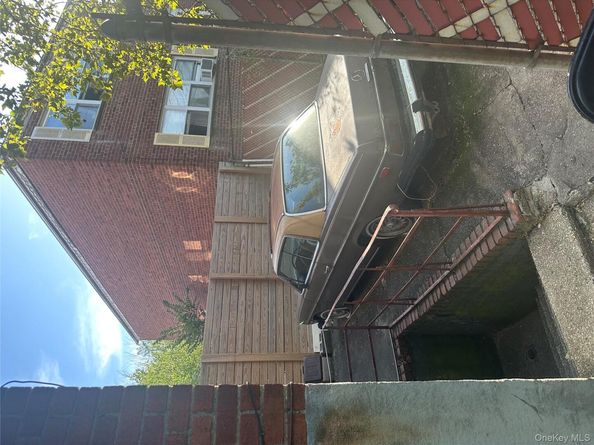 11702 227th Street, Cambria Heights NY 11411