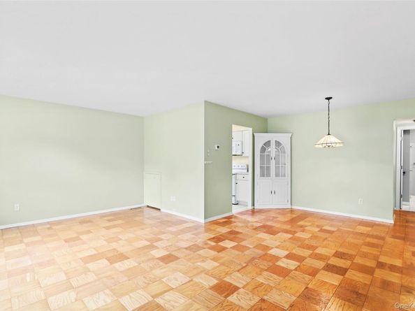 2 Hampton Court A, Yorktown Heights NY 10598