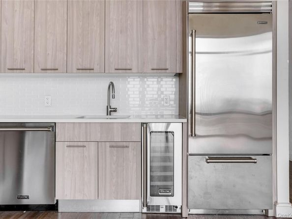 1501 Voorhies Avenue 21A, Brooklyn NY 11235