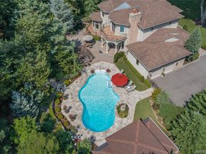 12 Redwood Drive, Dix Hills NY 11746