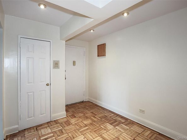 7510 Yellowstone Boulevard 2C, Rego Park NY 11374