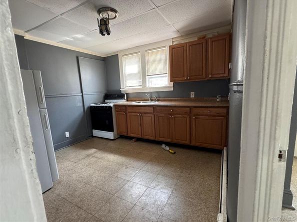 193 W Graham Avenue, Hempstead NY 11550