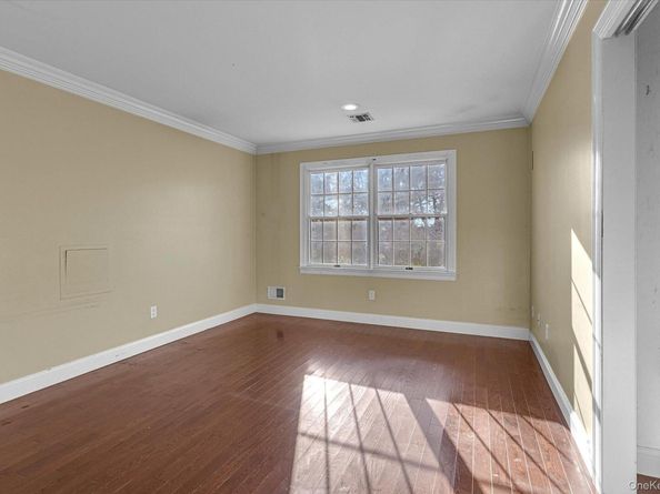 135 Elmwood Drive, Dix Hills NY 11746