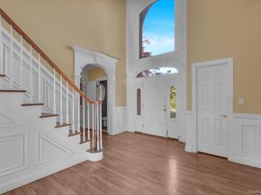 135 Elmwood Drive, Dix Hills NY 11746