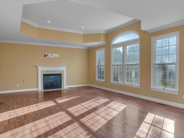 135 Elmwood Drive, Dix Hills NY 11746