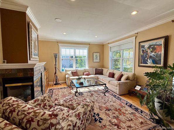 10 Briarbrook Drive, Briarcliff Manor NY 10510