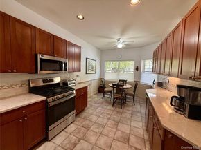 10 Briarbrook Drive, Briarcliff Manor NY 10510